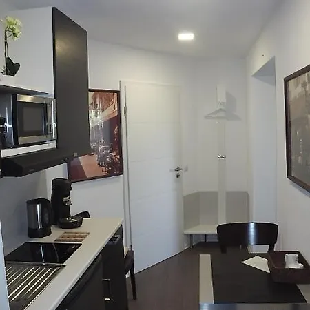 Apartment Am Roten Stein Erfurt Esterno foto